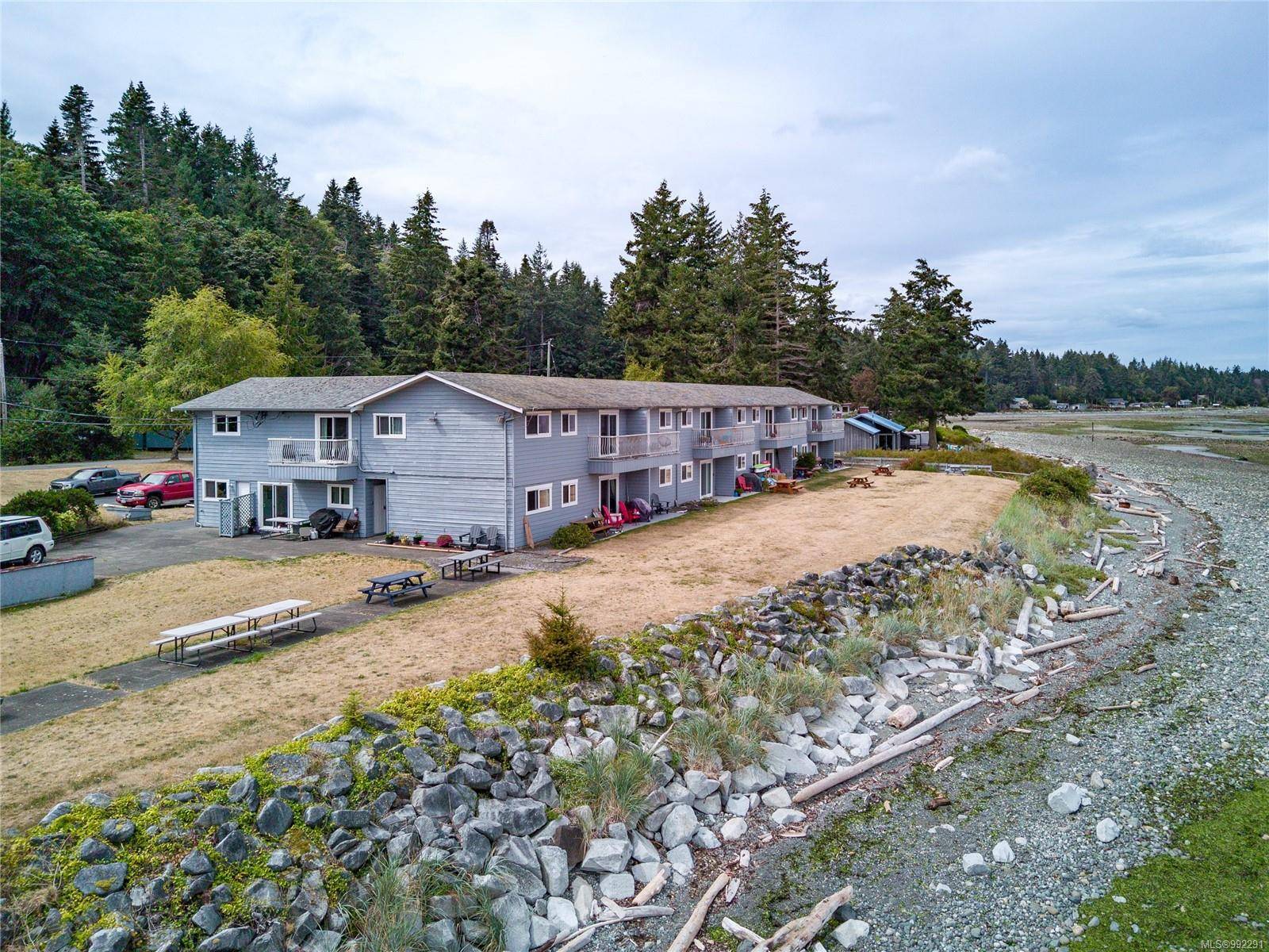 Courtenay, BC V9J 1W9,5730 Coral Rd #11