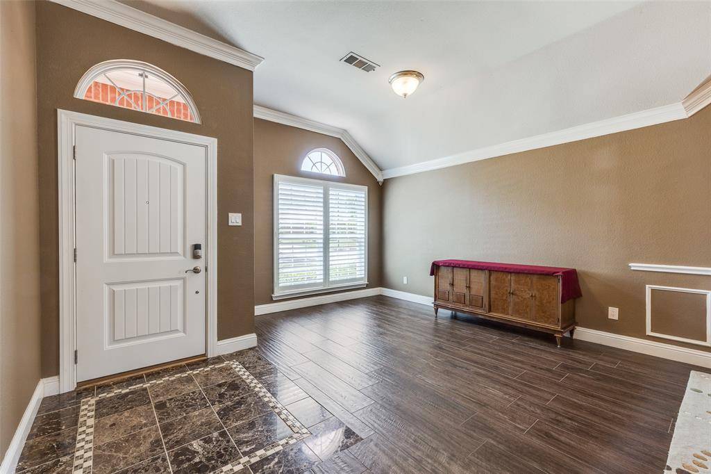 Arlington, TX 76001,2305 Everton Drive