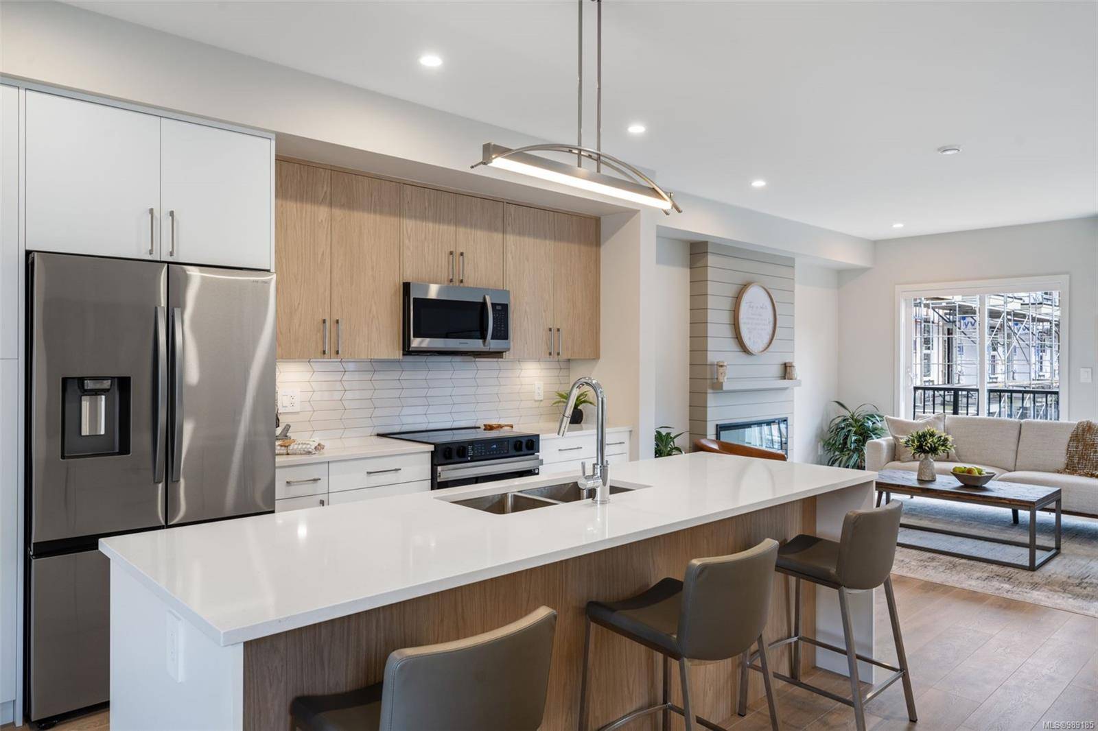 Langford, BC V9C 0V5,1067 Arcadiawood Lane