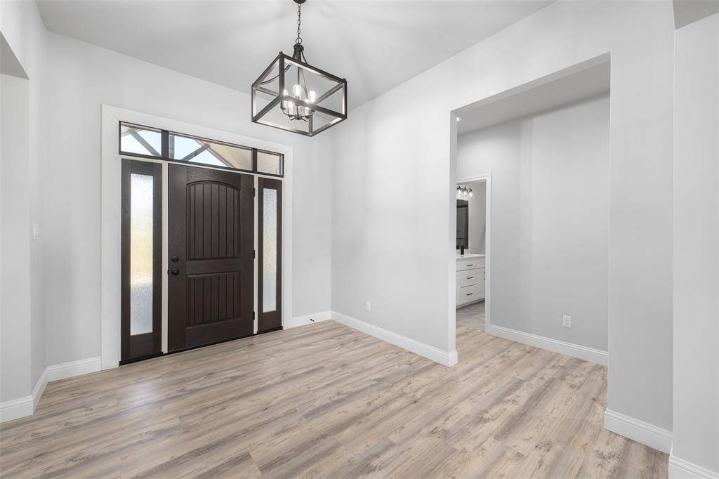 Azle, TX 76020,1005 Don Eve Court