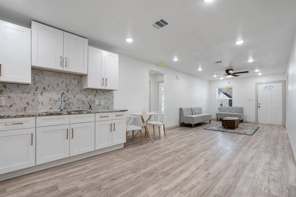 Dallas, TX 75216,4726 Bartlett Avenue