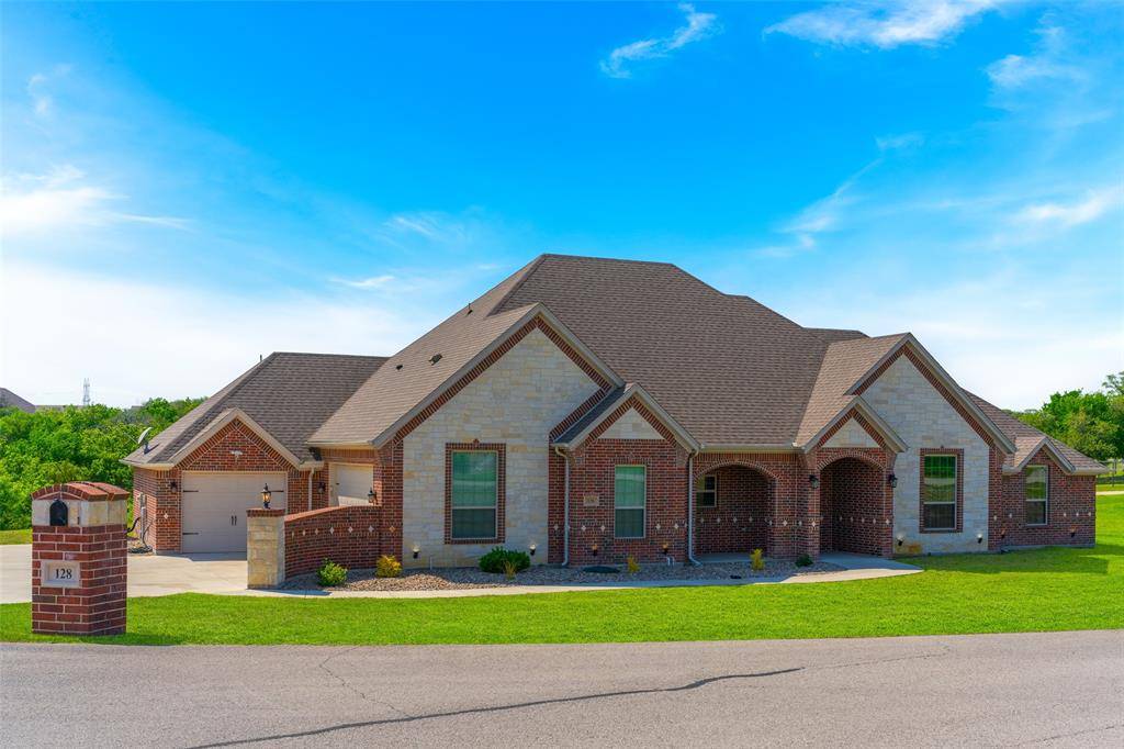 Azle, TX 76020,128 Deer Grove Trail