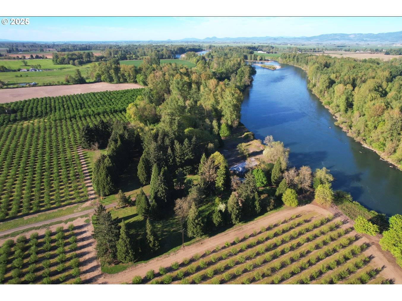 Junction City, OR 97448,93579 RIVER RD