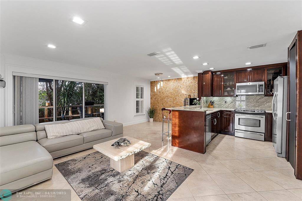 Pompano Beach, FL 33062,3221 NE 16 Street  #100