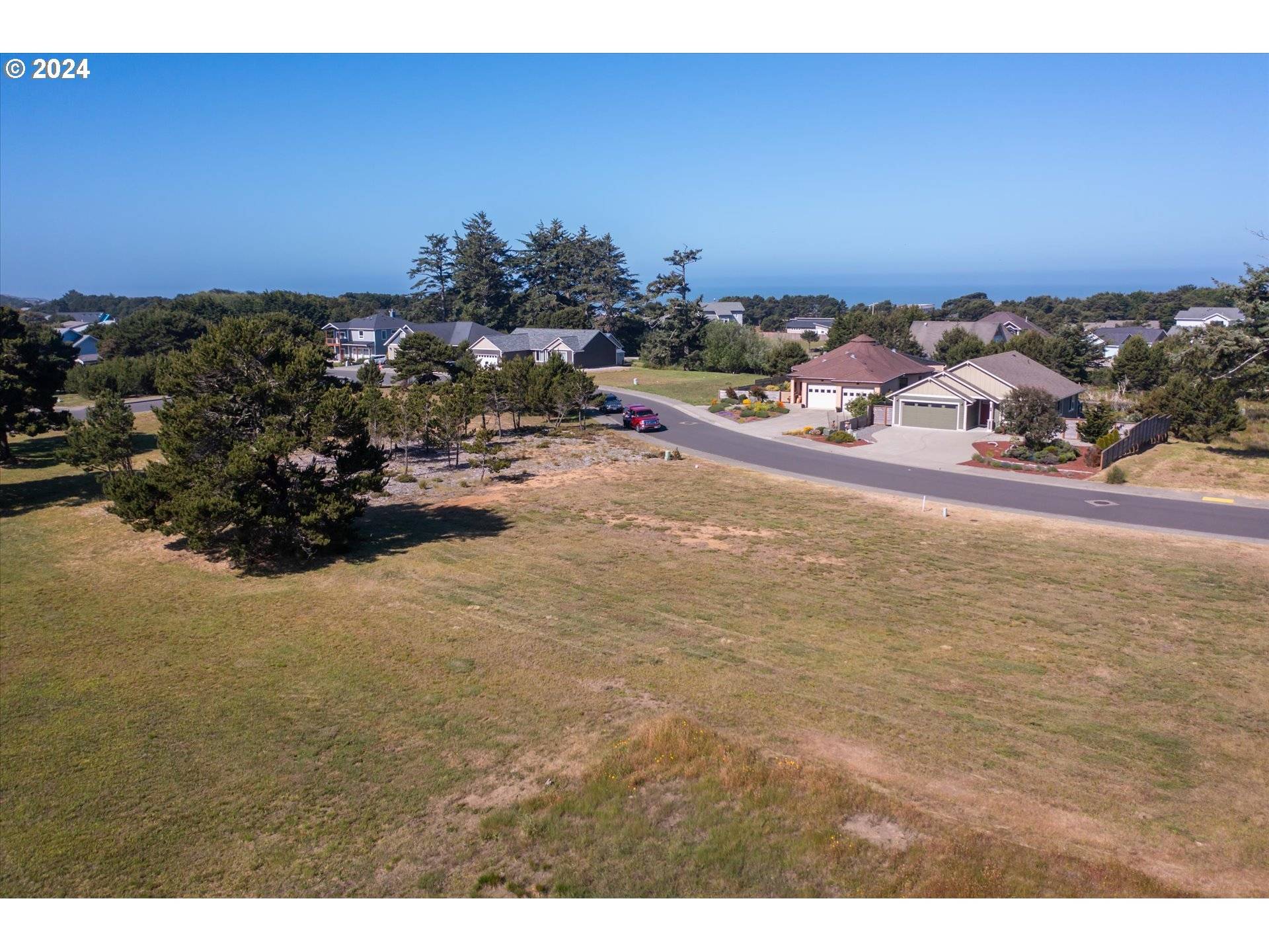 Bandon, OR 97411,2732 Lincoln AVE SW #500