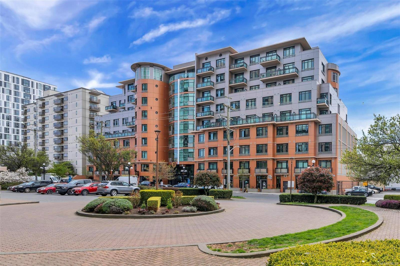 Victoria, BC V8V 4Y3,1029 View St #707