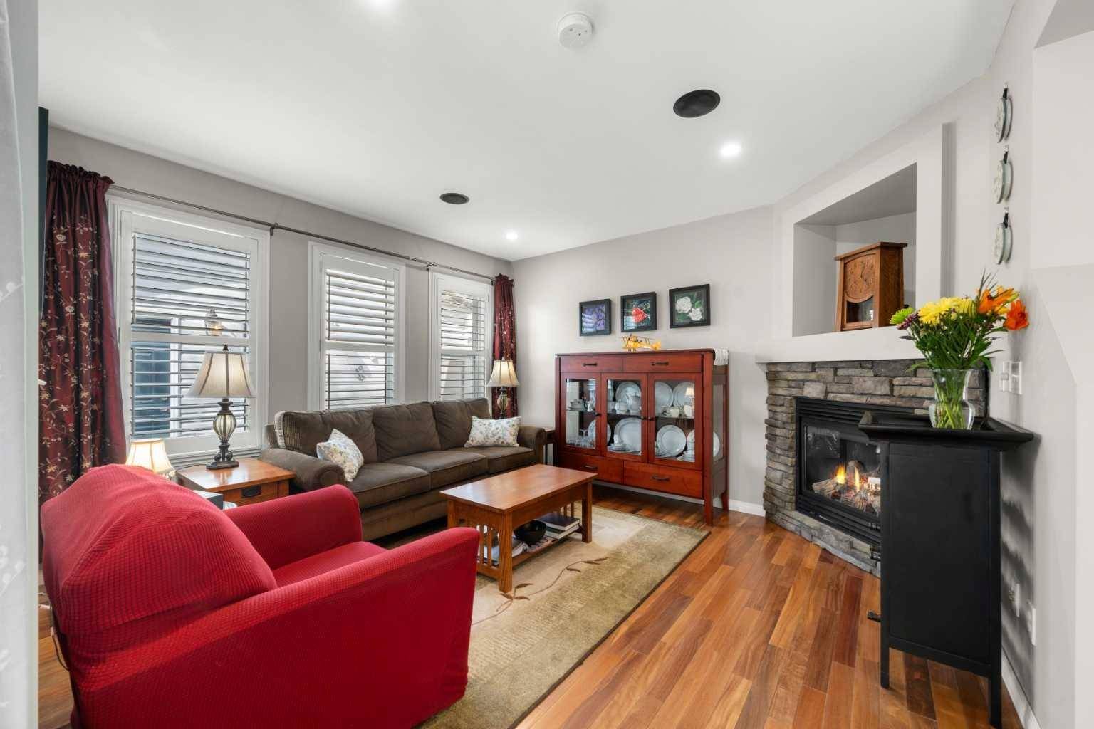 Calgary, AB T3K 6A8,26 Covemeadow CRES NE