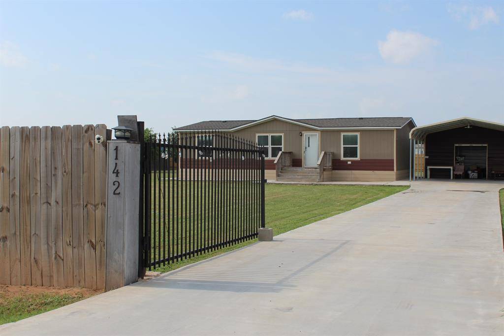 Gholson, TX 76705,142 Lillie Valley Road