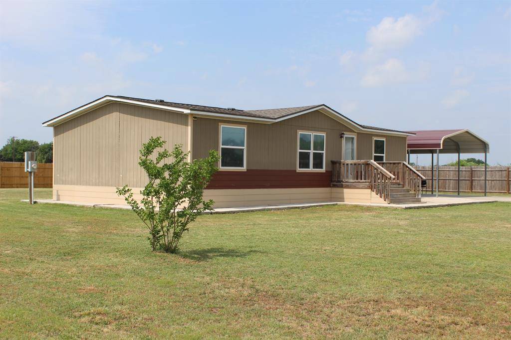 Gholson, TX 76705,142 Lillie Valley Road