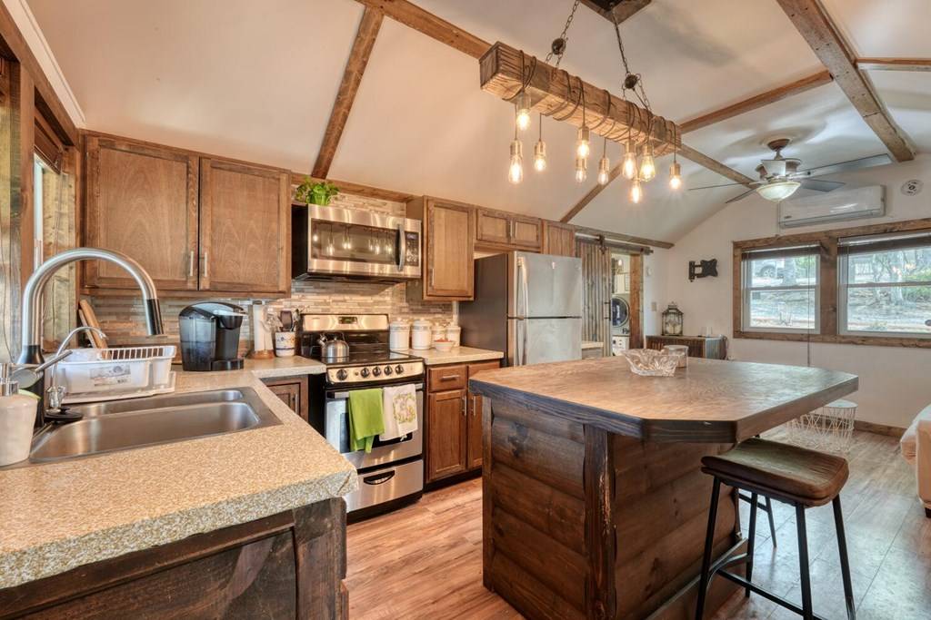 Young Harris, GA 30582,699 Dockery Creek Road