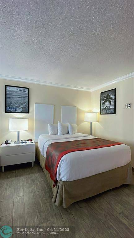 North Miami Beach, FL 33160,19201 Collins Ave #1122