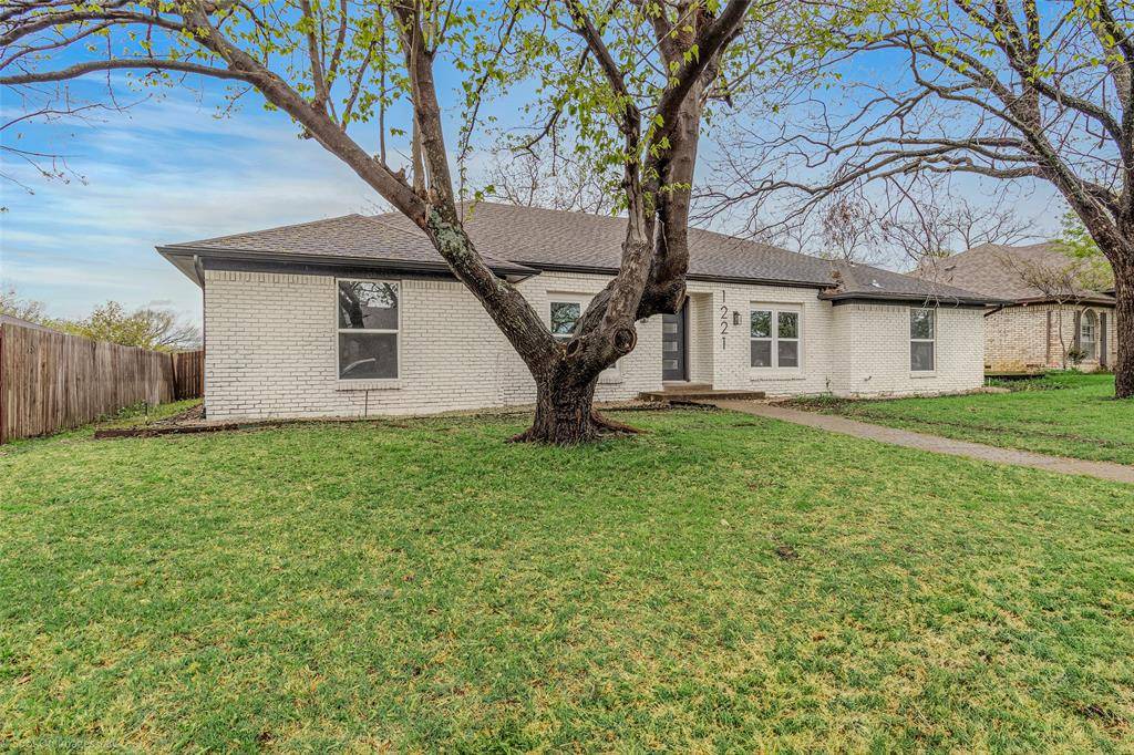 Garland, TX 75043,1221 Pecan Valley Drive