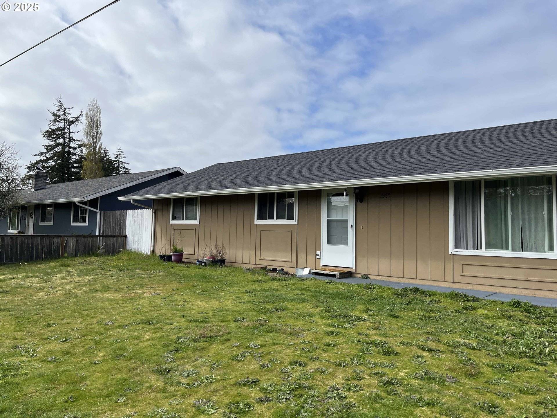 Florence, OR 97439,2385 19TH ST