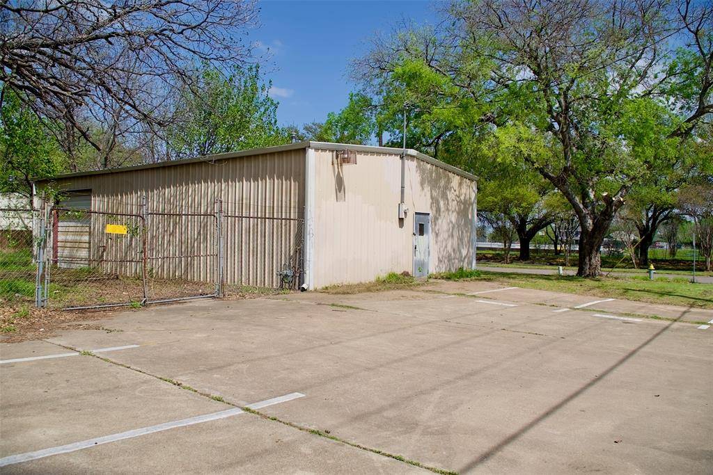 Dallas, TX 75208,203 W Pembroke Avenue
