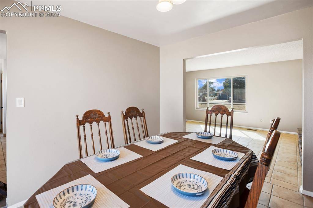 Pueblo, CO 81006,1290 30th LN
