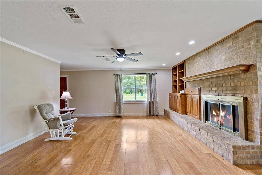 Arthur City, TX 75411,5506 County Road 36550