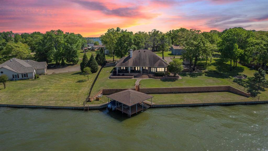 Mabank, TX 75156,180 Surls Drive