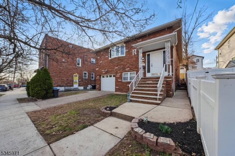 Lodi Boro, NJ 07644,219 Westminster Pl