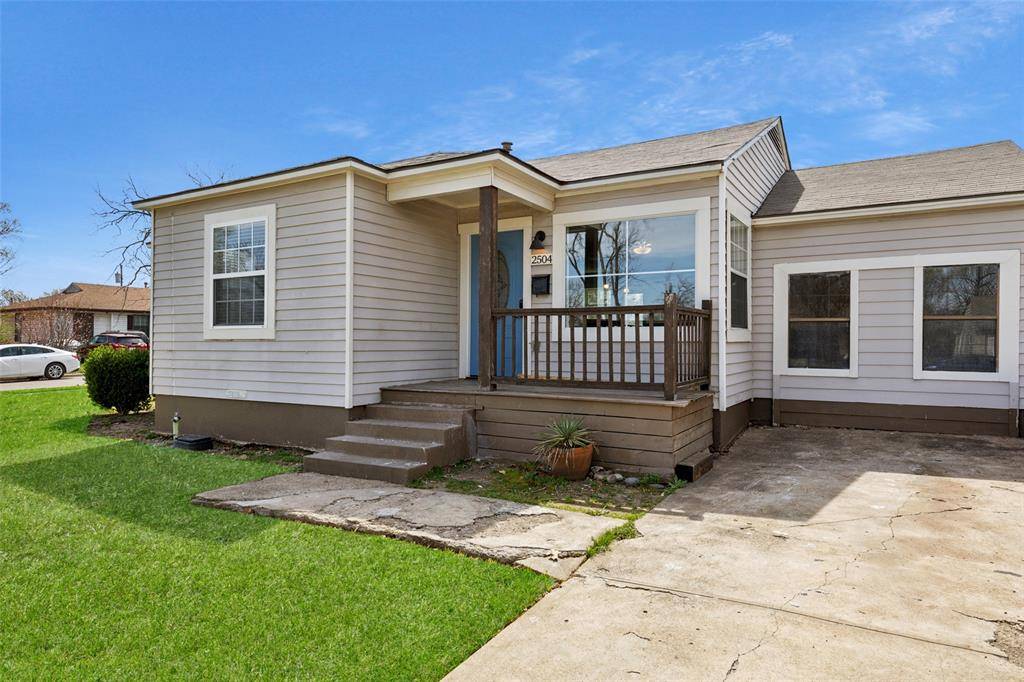 Dallas, TX 75211,2504 Falls Drive