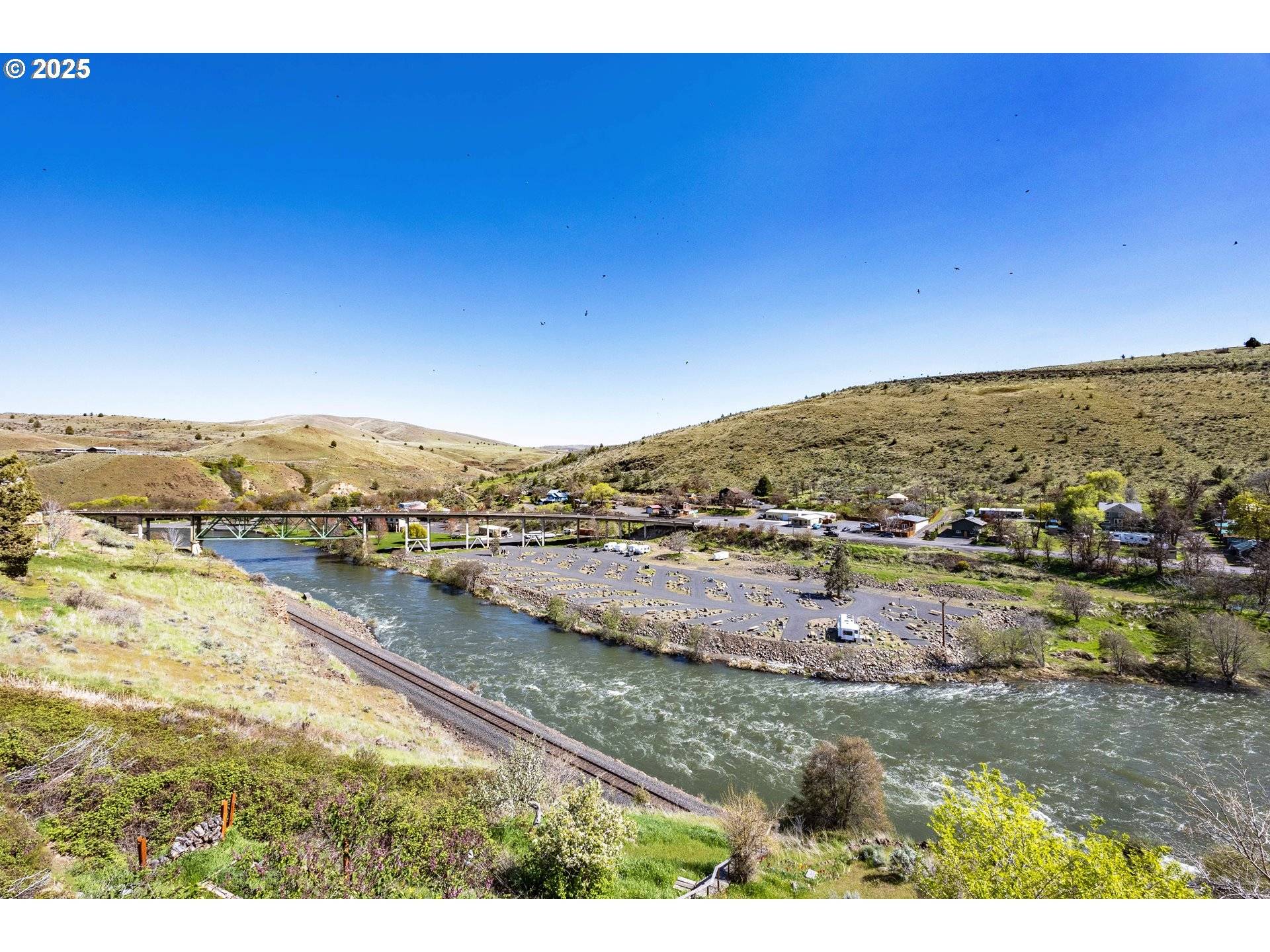 Maupin, OR 97037,513 ELROD AVE