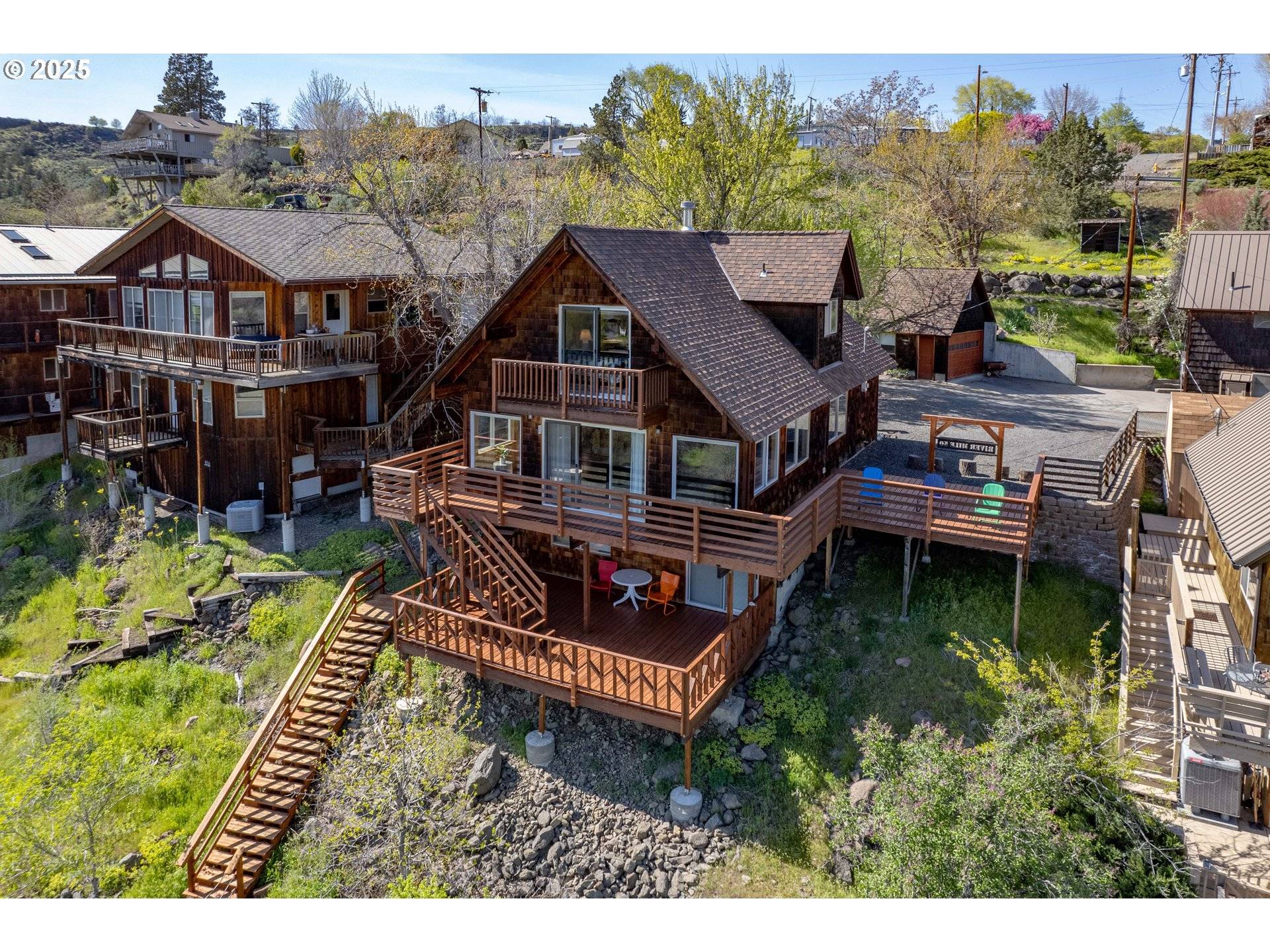 Maupin, OR 97037,513 ELROD AVE