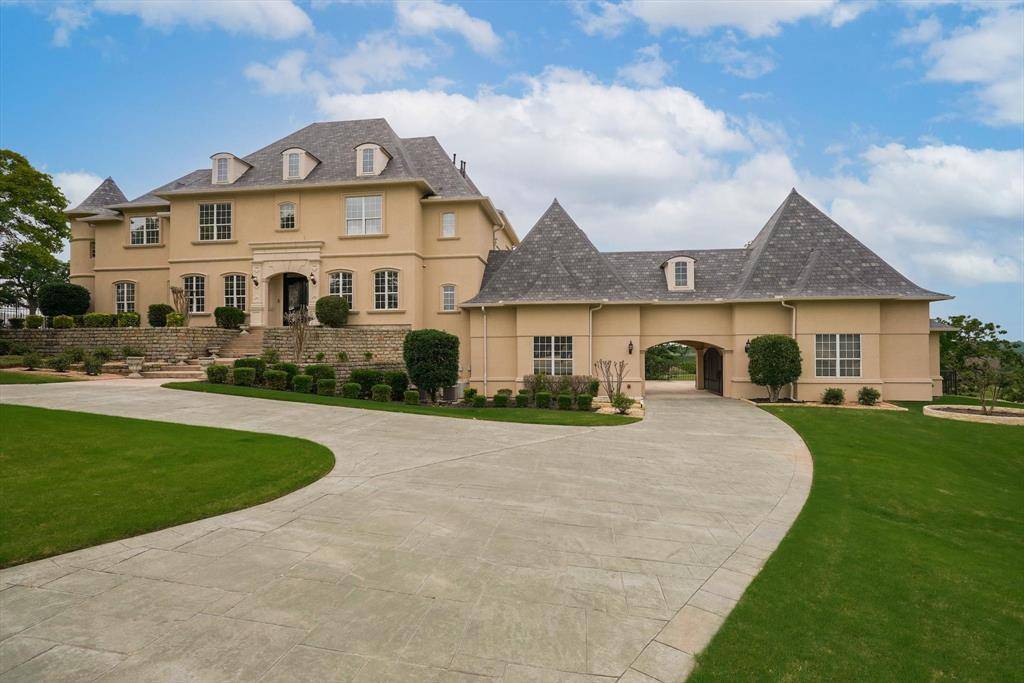 Flower Mound, TX 75022,8908 Oakmont Court