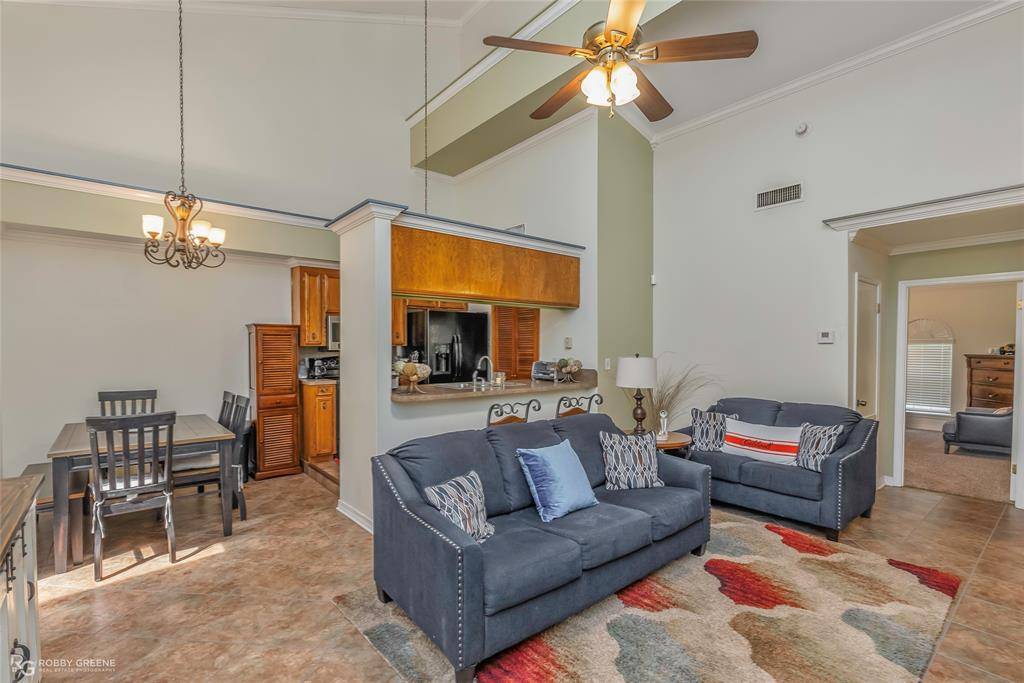 Shreveport, LA 71129,8500 Pines Road #9