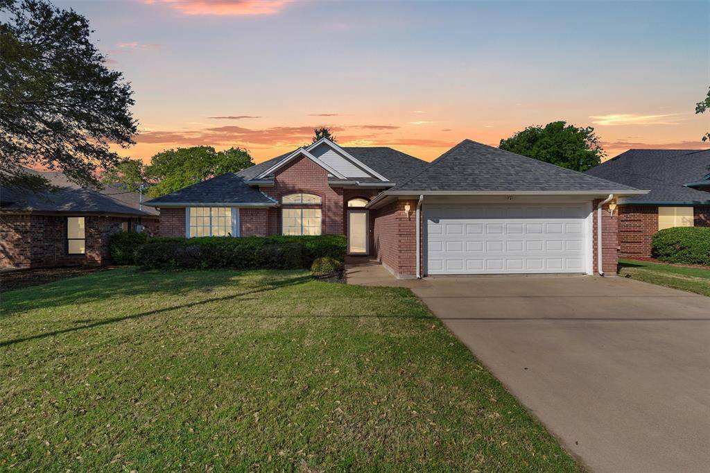 Granbury, TX 76048,1502 Spanish Trail Drive