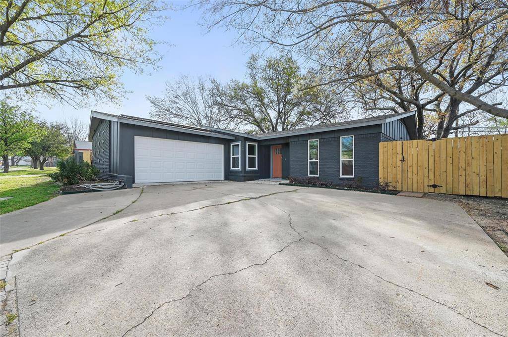 Farmers Branch, TX 75234,2860 Hollandale Lane