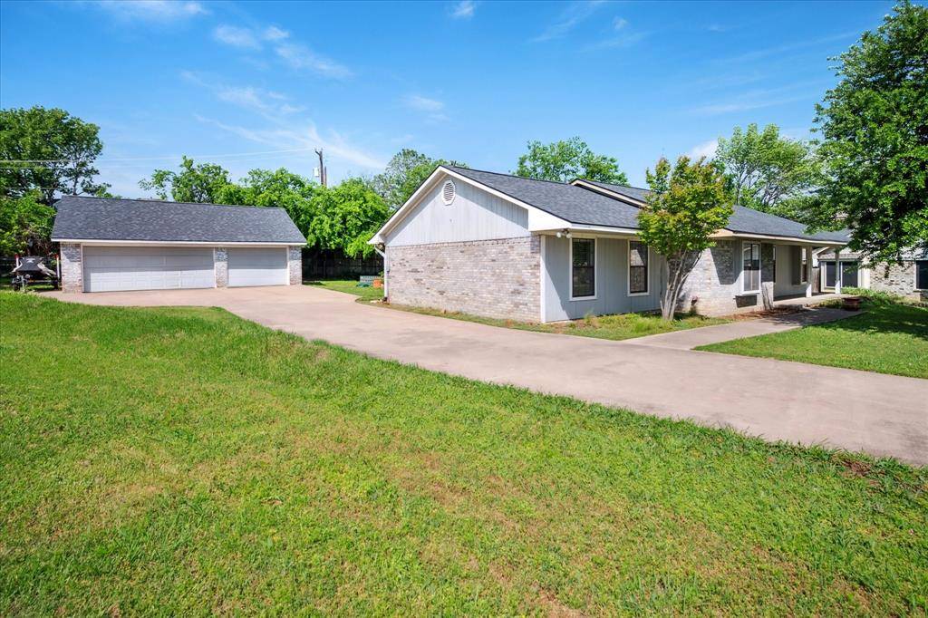 Lake Dallas, TX 75065,505 Oak Lake