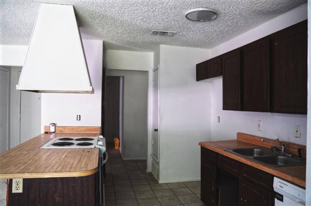 Saginaw, TX 76179,1109 Dennis Drive