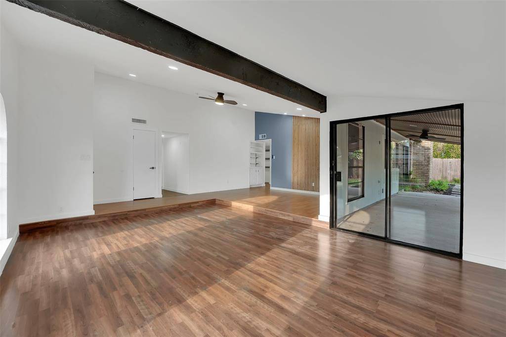 Dallas, TX 75228,3008 Lindbergh Drive