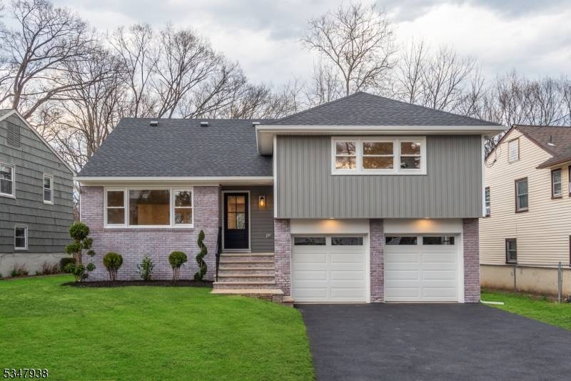 Maplewood Twp., NJ 07040,10 Maplewood Ave