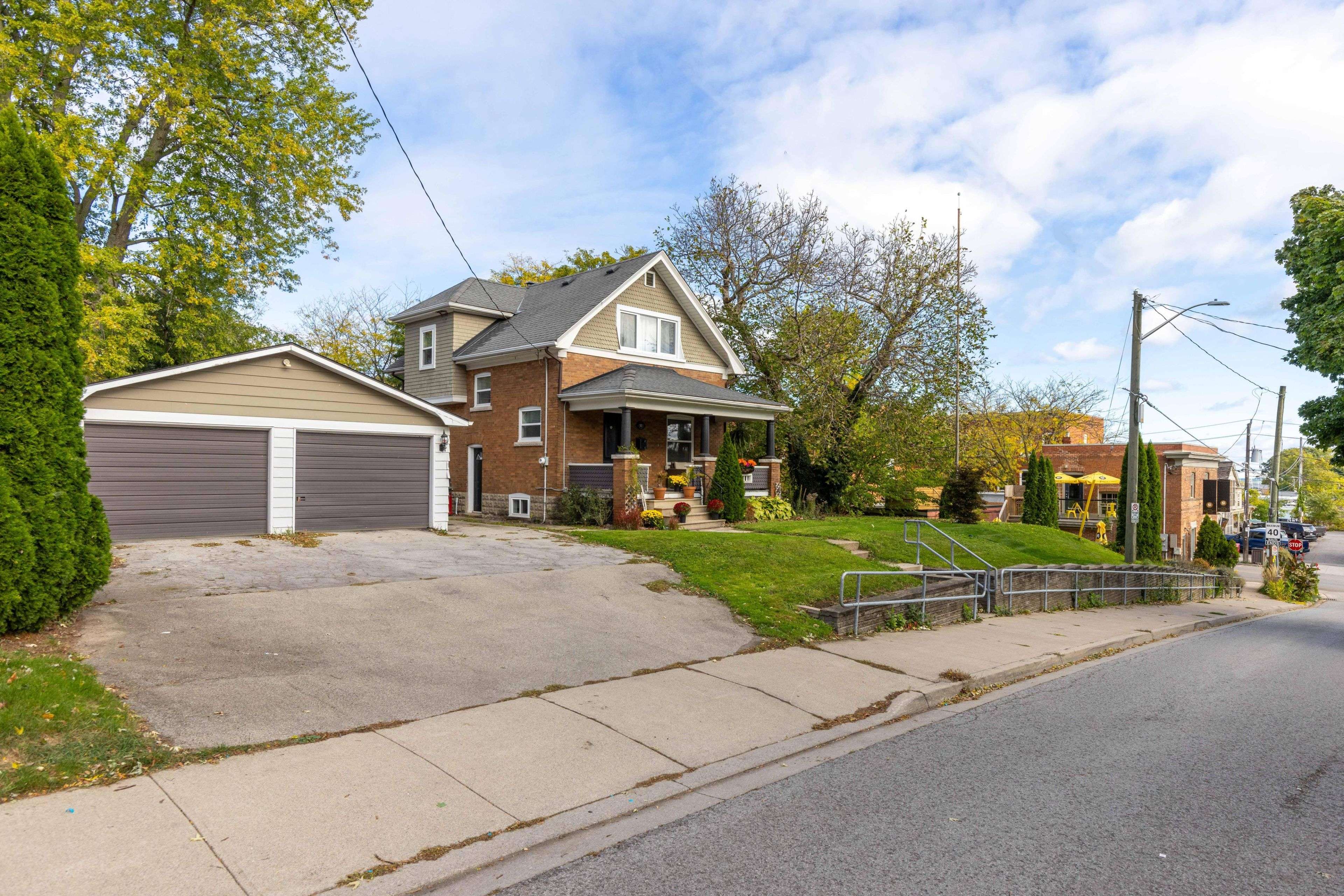 St. Catharines, ON L2N 4S6,10 Canal ST