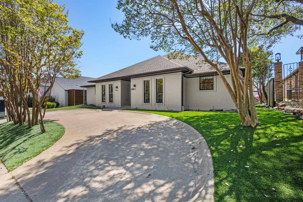 Dallas, TX 75225,6918 Woodland Drive