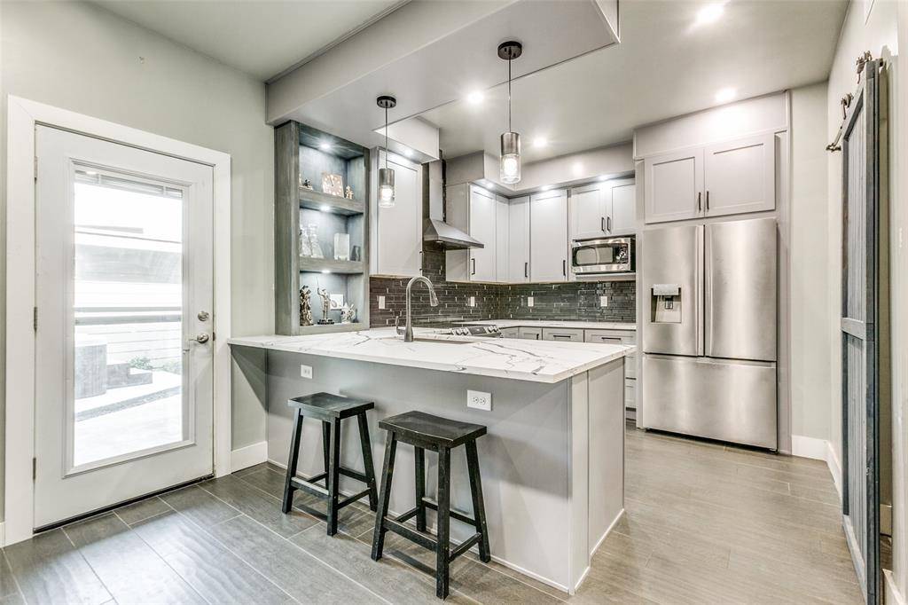 Dallas, TX 75215,1527 Seegar Street