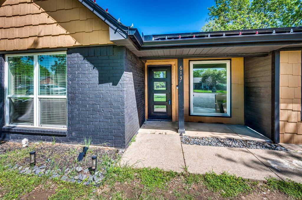 Midlothian, TX 76065,613 E Avenue F