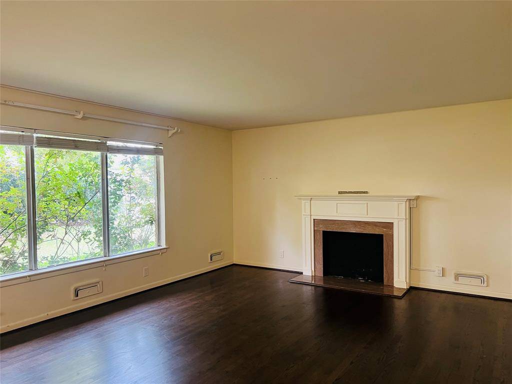 University Park, TX 75225,3501 Northwest Parkway