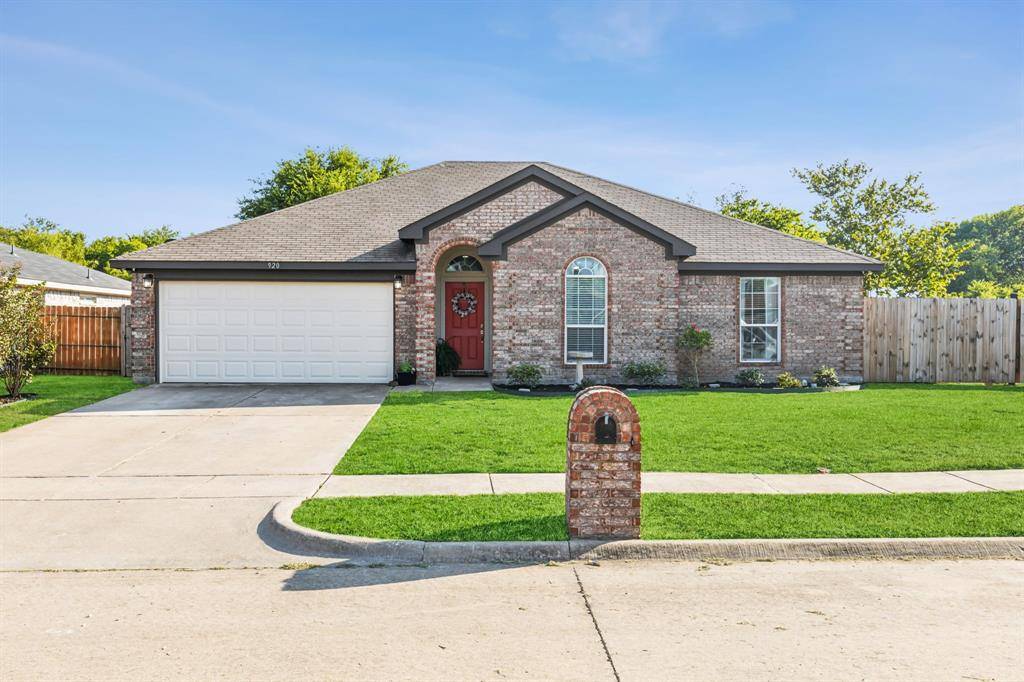 Waxahachie, TX 75165,920 Creekview Drive