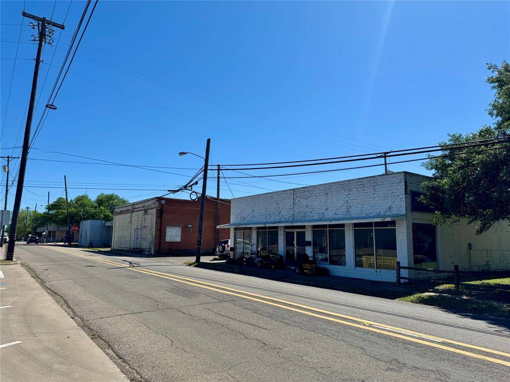 Commerce, TX 75428,1105,1107 Park St Street