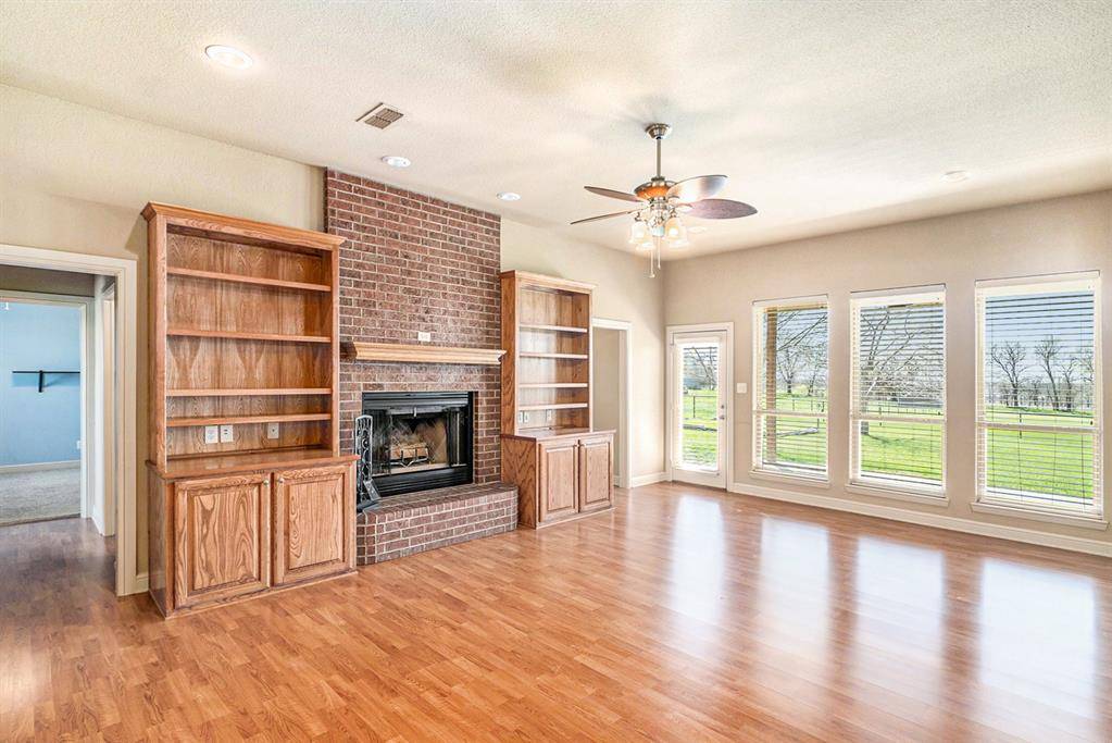 Dish, TX 76247,9213 Chisum Road