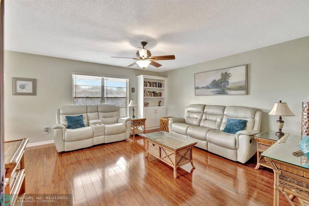Stuart, FL 34996,2929 SE Ocean Blvd  #107-6