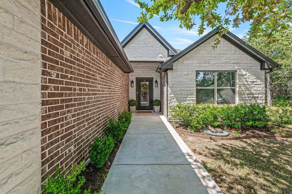 Granbury, TX 76048,5004 Moss Rock Trail