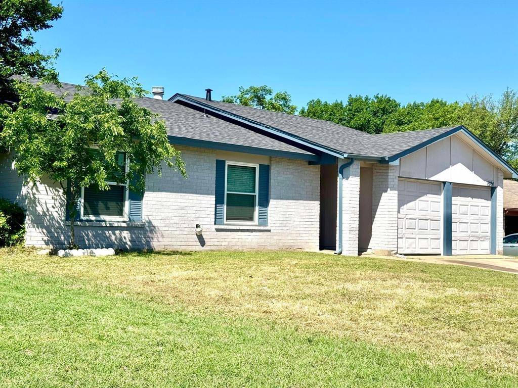 Fort Worth, TX 76133,6824 Westglen Drive