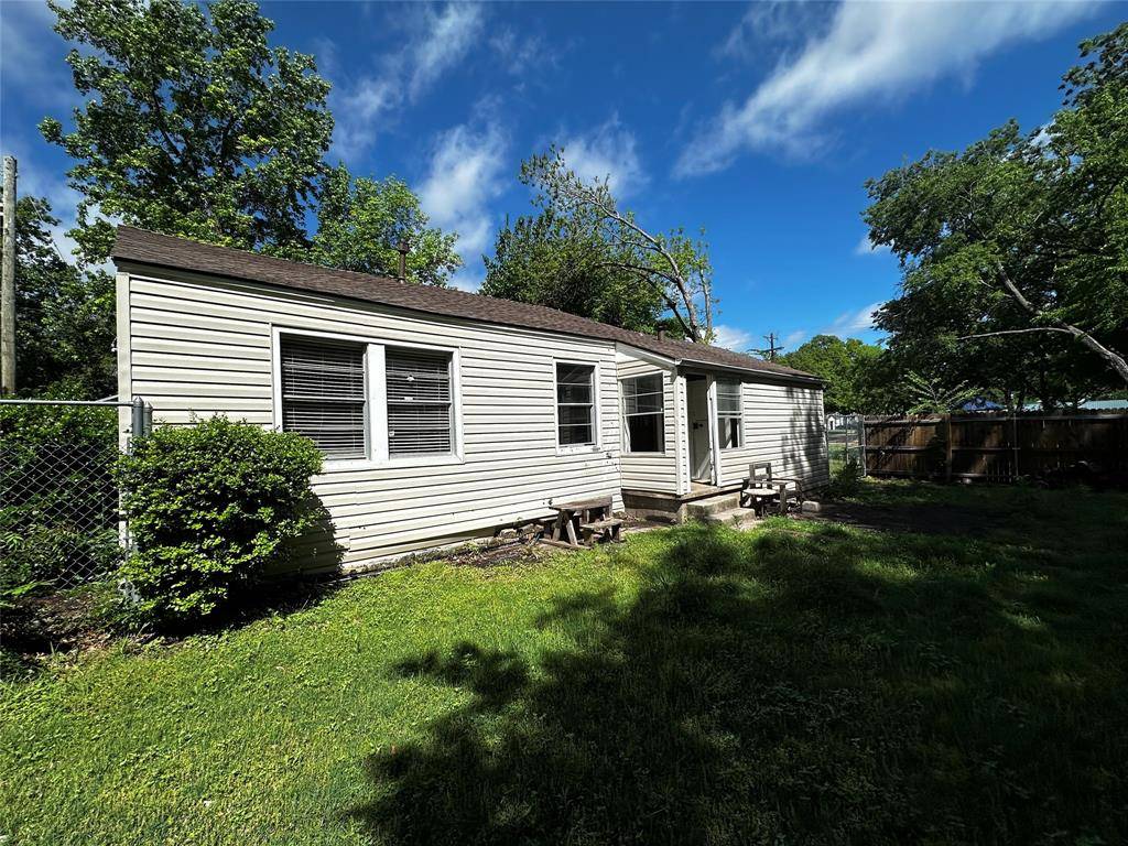 Weatherford, TX 76086,405 Davis Street
