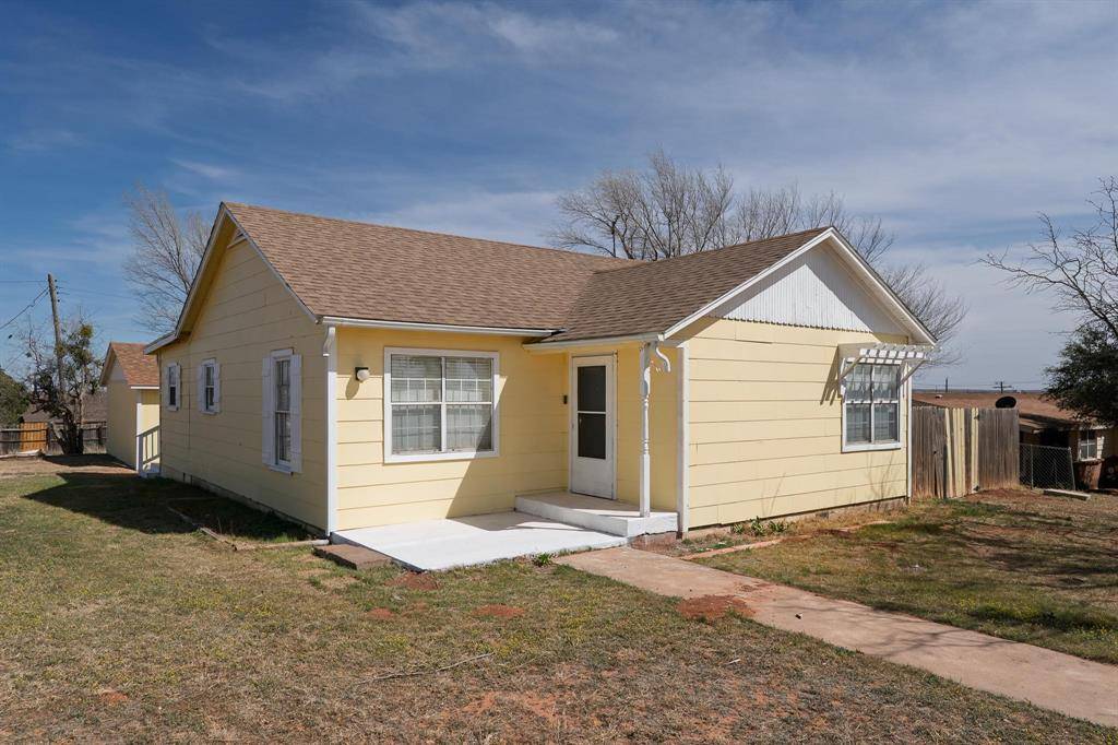 Roby, TX 79543,412 N Walton Street