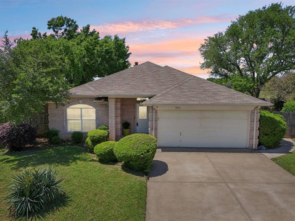 Arlington, TX 76001,7610 Yorkmeadow Drive