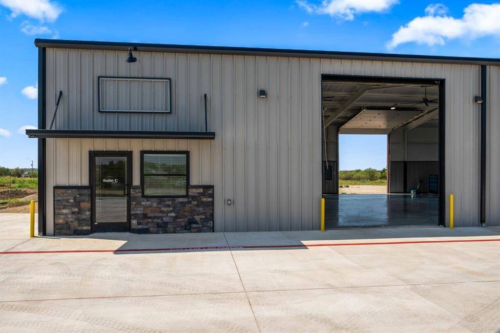 Ponder, TX 76259,2036 Seaborn Road #BLDG 4, STE C