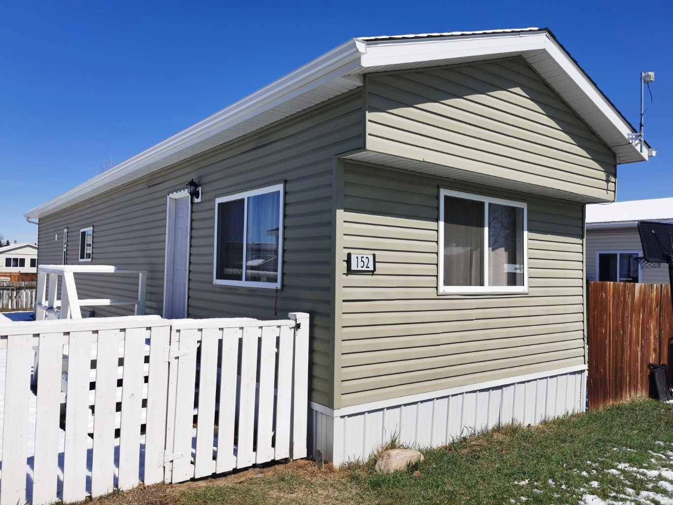 Red Deer, AB T4P 2A6,5344 76 ST #152