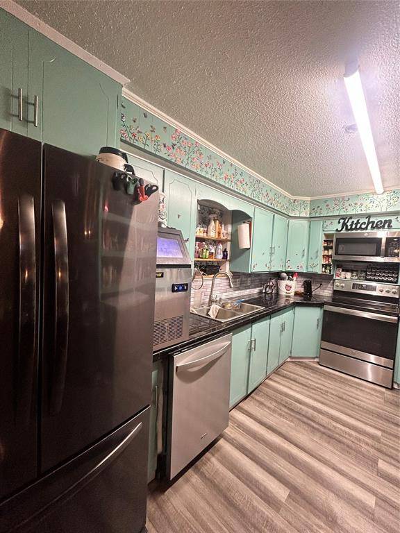 Winnsboro, TX 75494,907 County Road Se 3430